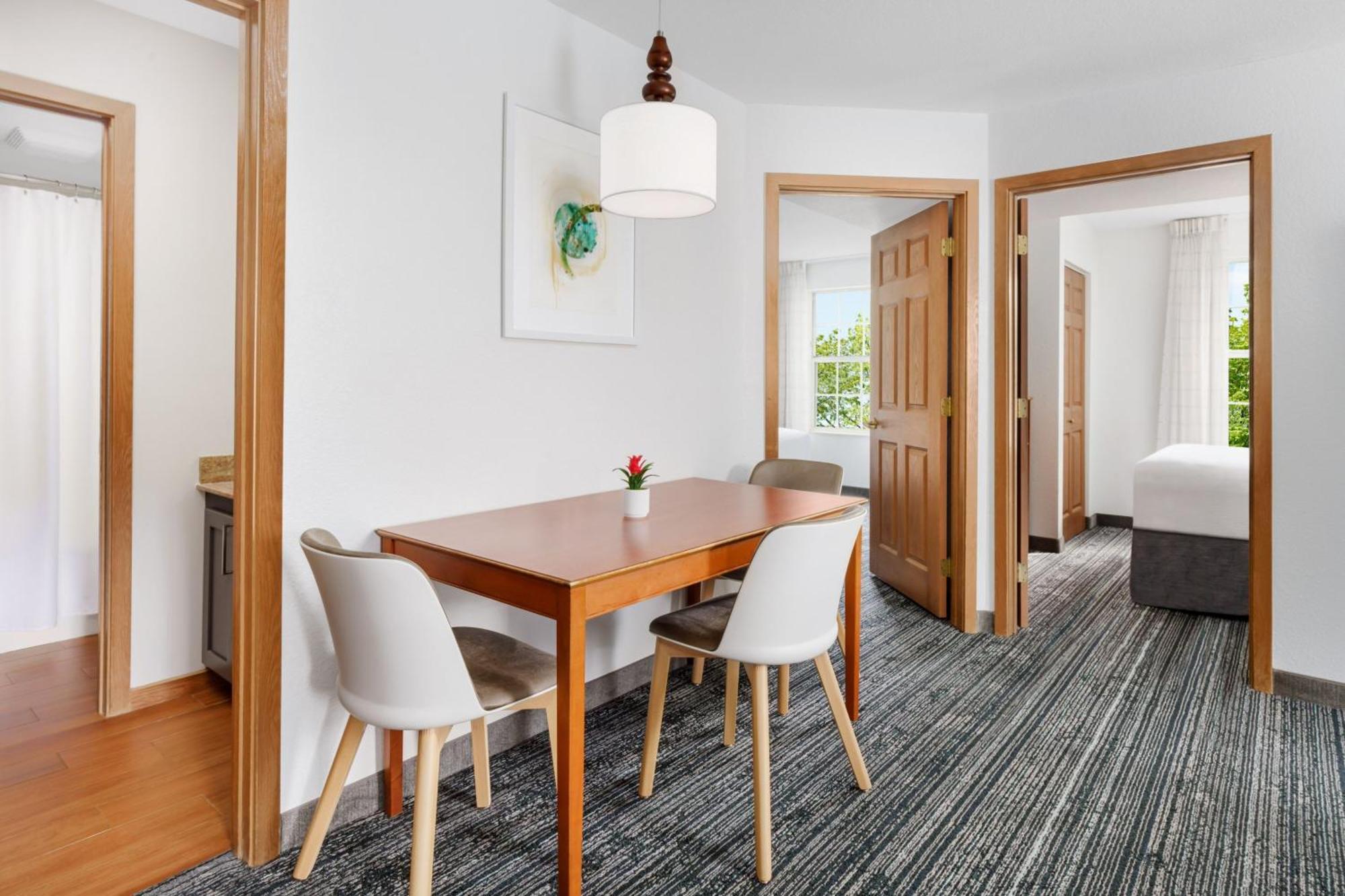 Towneplace Suites Philadelphia הורשאם מראה חיצוני תמונה