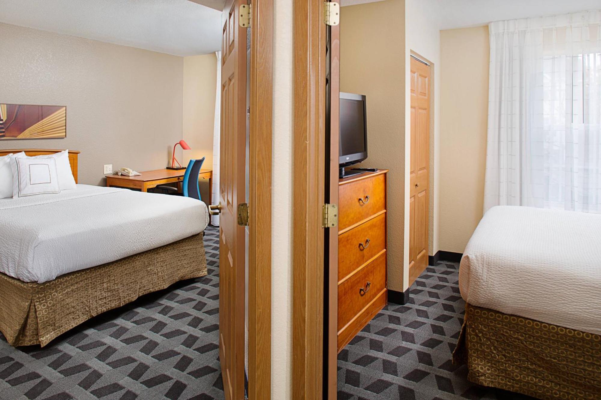 Towneplace Suites Philadelphia הורשאם מראה חיצוני תמונה